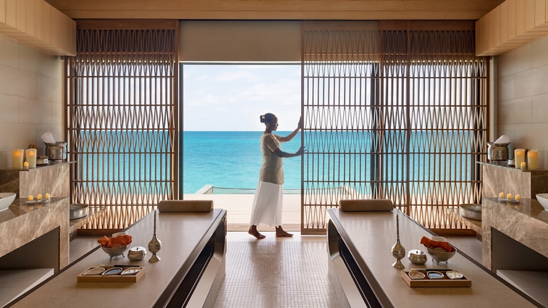 Hilton Maldives Amingiri Resort & Spa — photo 16